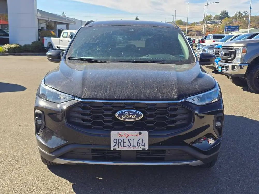 2025 Ford Escape - $22,750