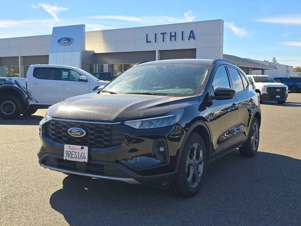 2025 Ford Escape - $22,750