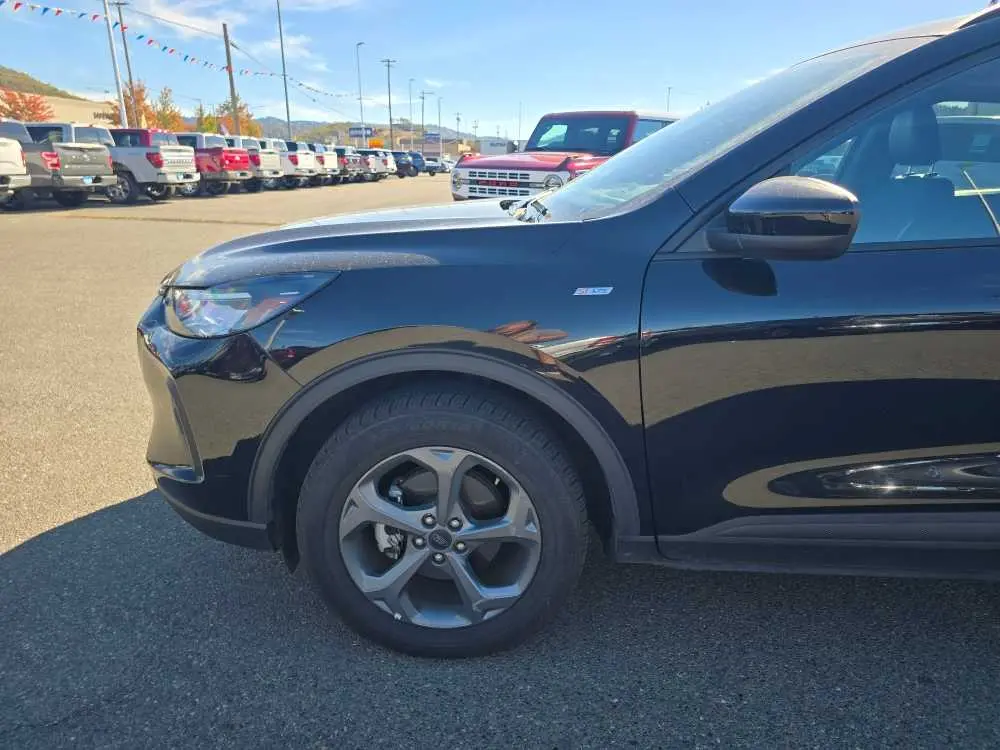 2025 Ford Escape - $22,750