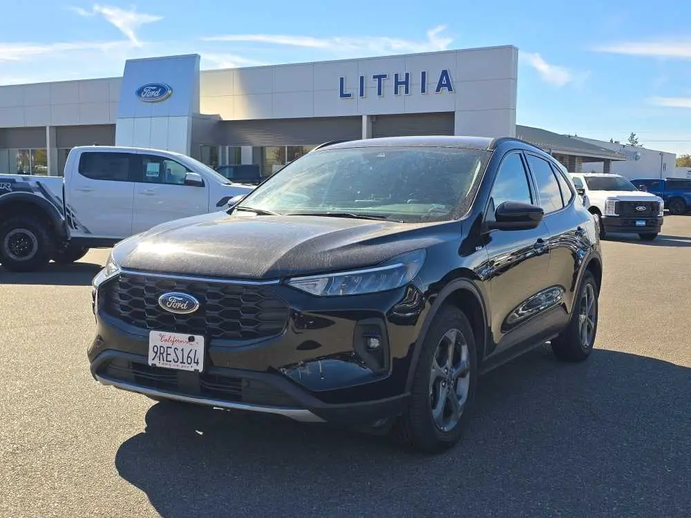 2025 Ford Escape - $22,750
