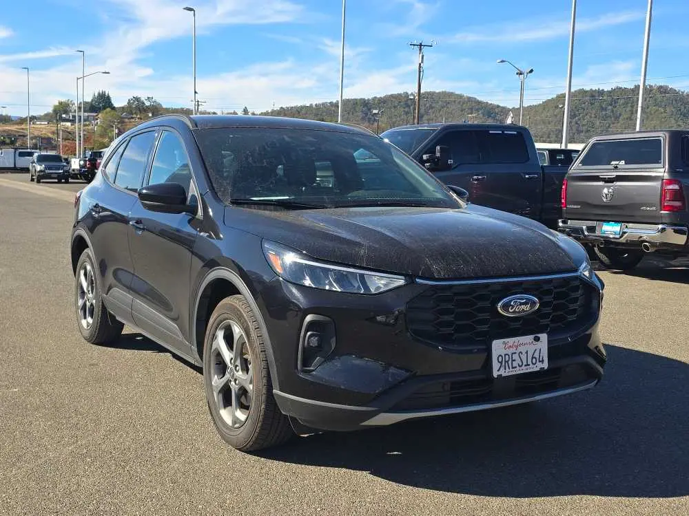 2025 Ford Escape - $22,750