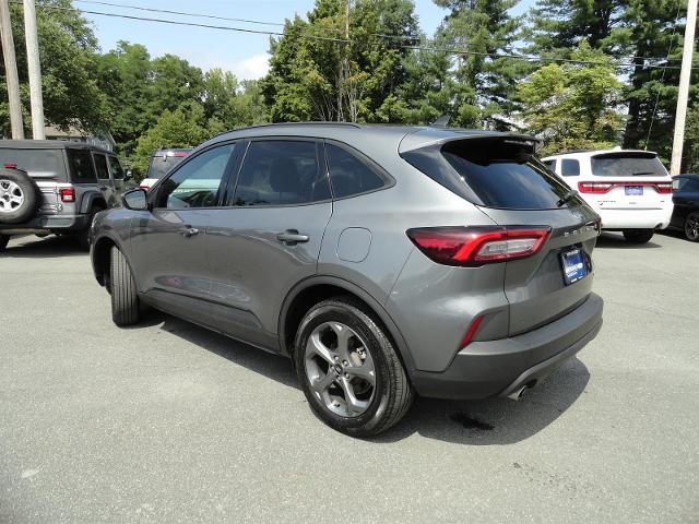 2025 Ford Escape - $29,999
