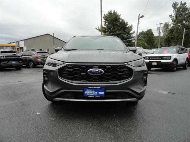2025 Ford Escape - $29,999