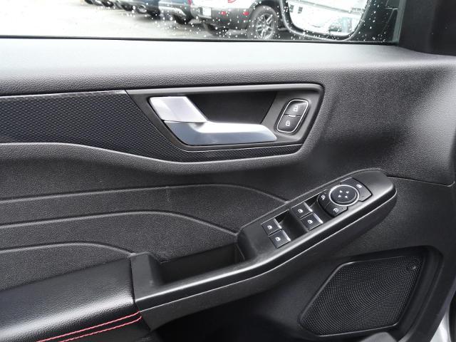 2025 Ford Escape - $29,999