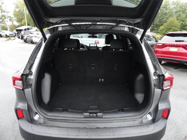 2025 Ford Escape - $29,999