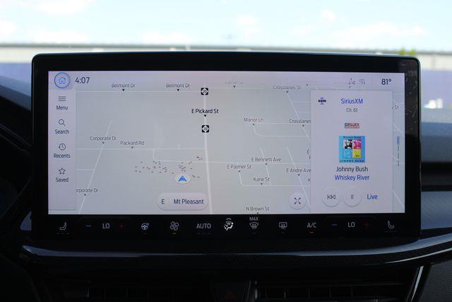 2023 Ford Escape ST-Line Select — photo 1 of 12