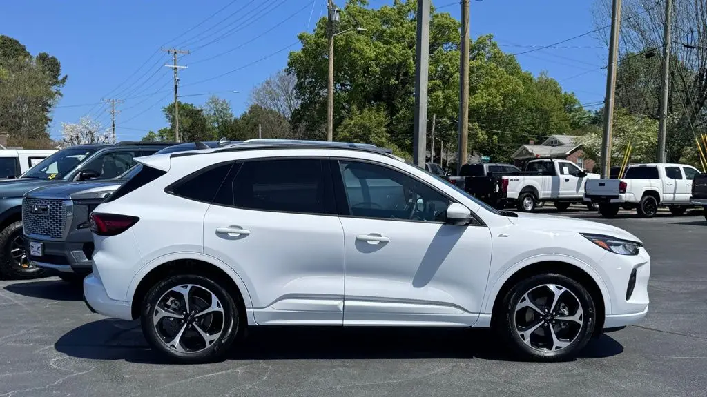 2023 Ford Escape ST-Line Select