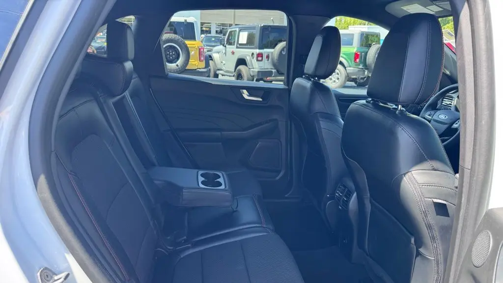 2023 Ford Escape ST-Line Select