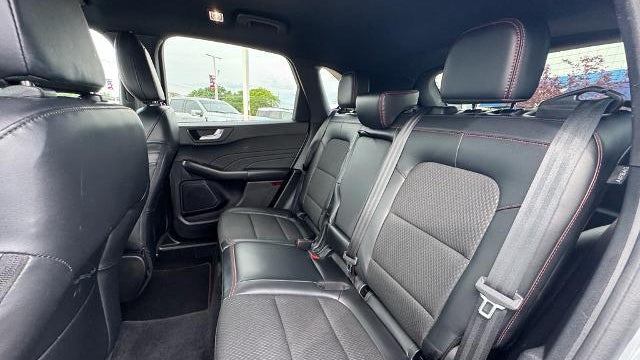 2023 Ford Escape ST-Line Select