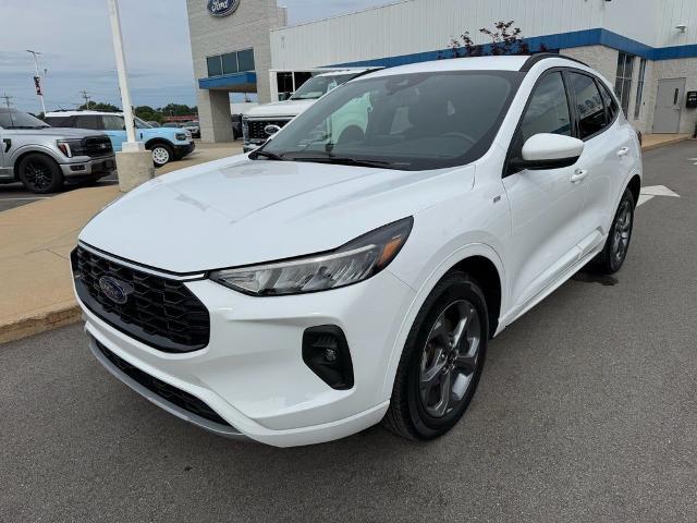 2023 Ford Escape - $25,252