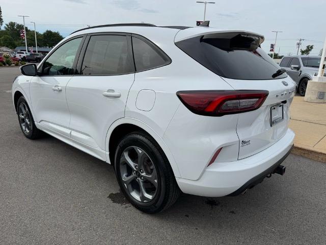 2023 Ford Escape - $25,252