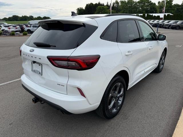 2023 Ford Escape - $25,252