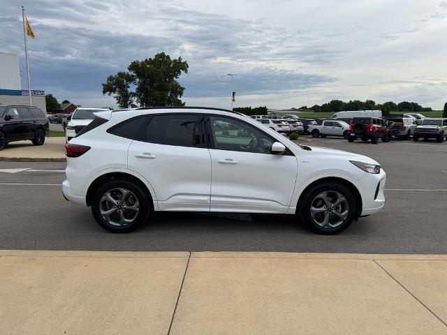 2023 Ford Escape - $25,252