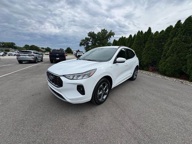 2023 Ford Escape - $25,252
