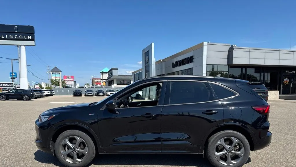 2024 Ford Escape ST-Line Select