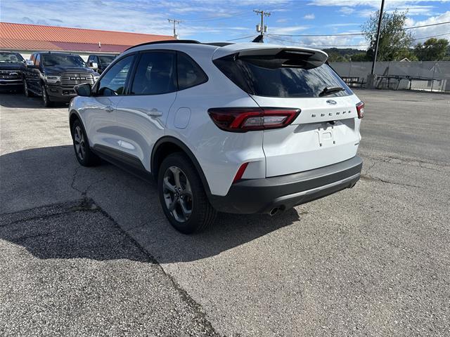 2025 Ford Escape - $23,695