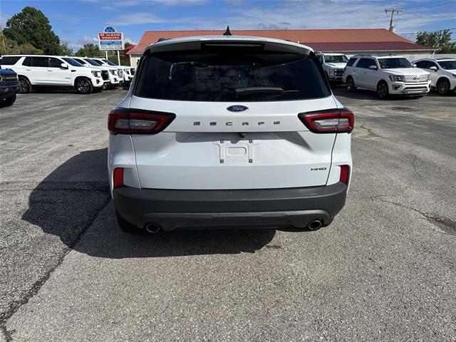 2025 Ford Escape - $23,695