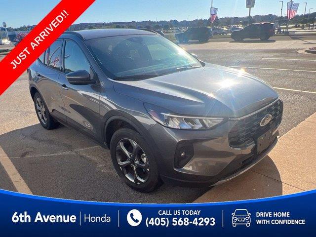 2025 Ford Escape - $25,410
