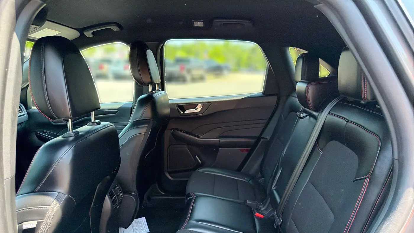 2025 Ford Escape ST-Line Select