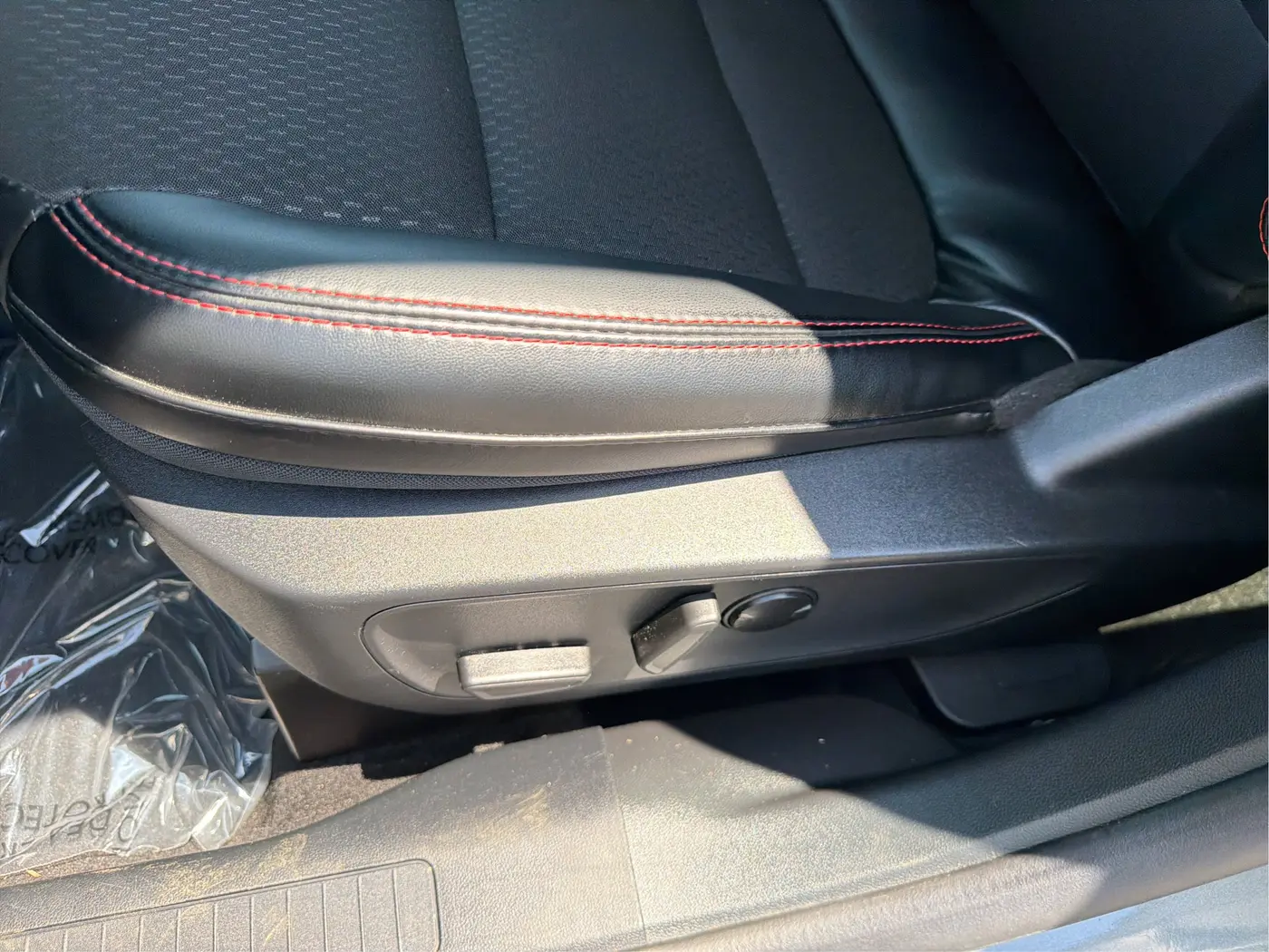 2025 Ford Escape - $28,895