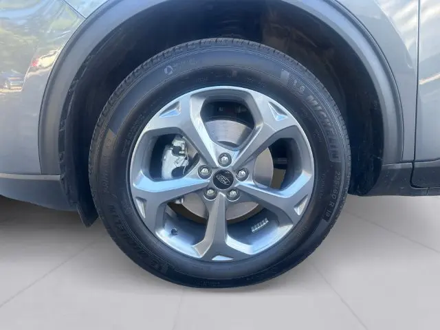 2025 Ford Escape - $23,600