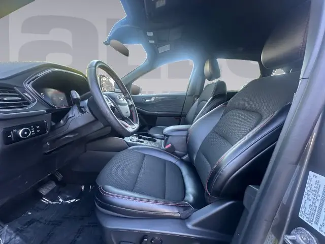 2025 Ford Escape - $23,600