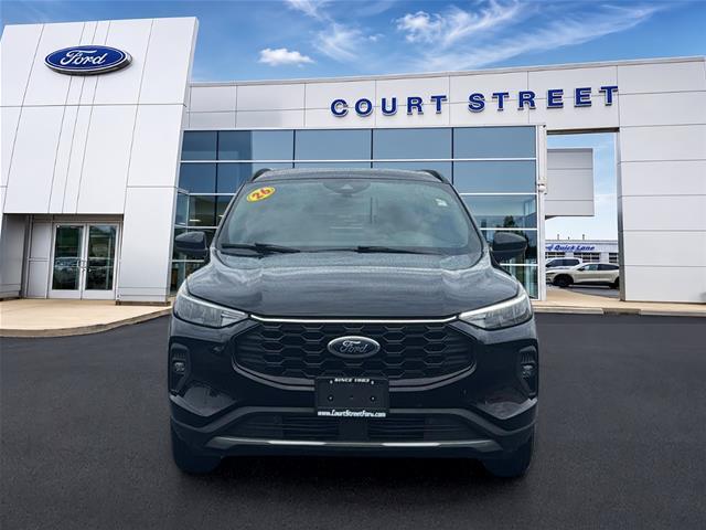 2025 Ford Escape - $25,199