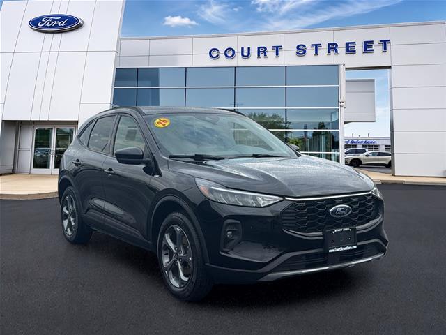 2025 Ford Escape - $25,199