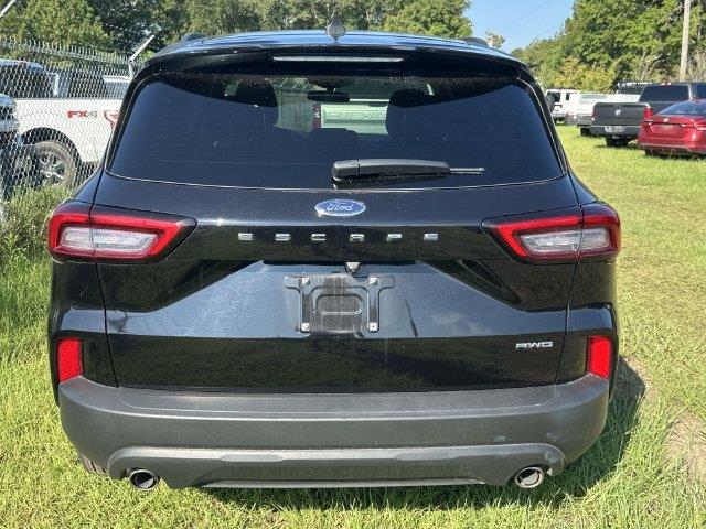 2025 Ford Escape - $21,687