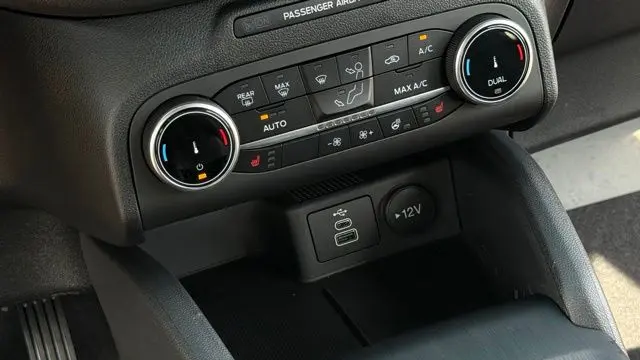 2026 Ford Escape ST-Line Select