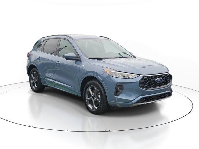 2024 Ford Escape ST-Line Select — photo 1 of 12