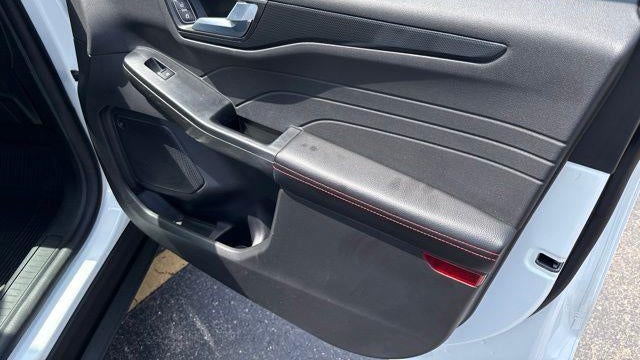 2024 Ford Escape ST-Line Select