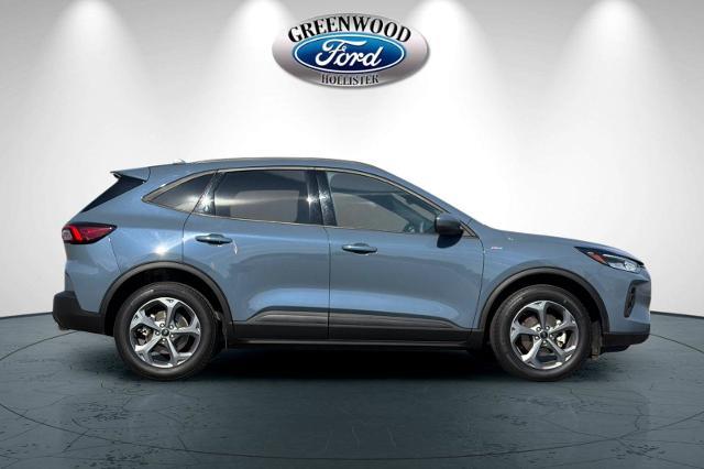 2025 Ford Escape - $22,814