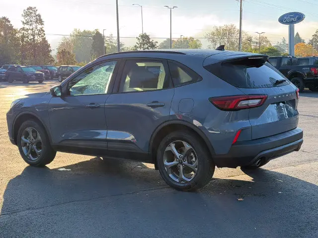 2025 Ford Escape - $22,983