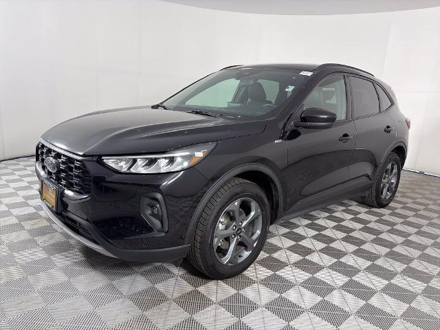 2025 Ford Escape - $24,999
