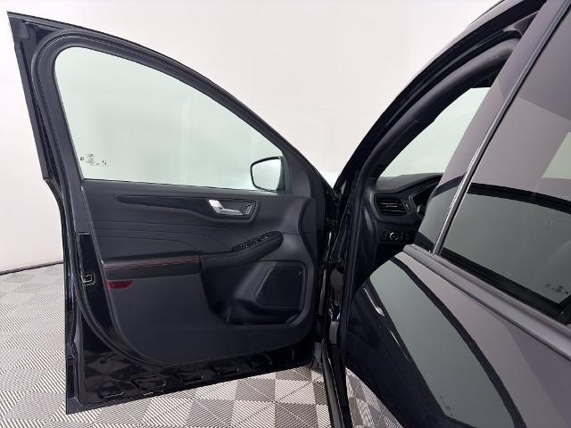 2025 Ford Escape - $24,999