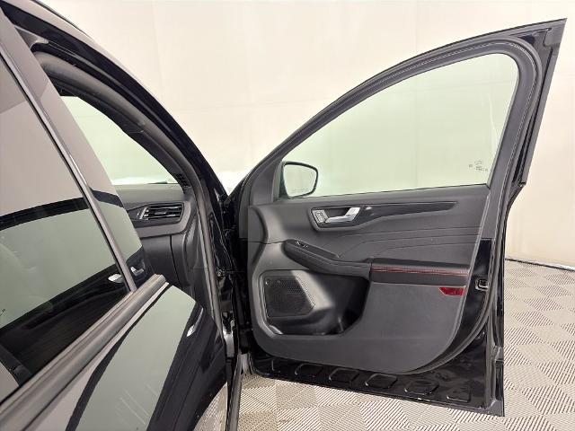 2025 Ford Escape - $24,999