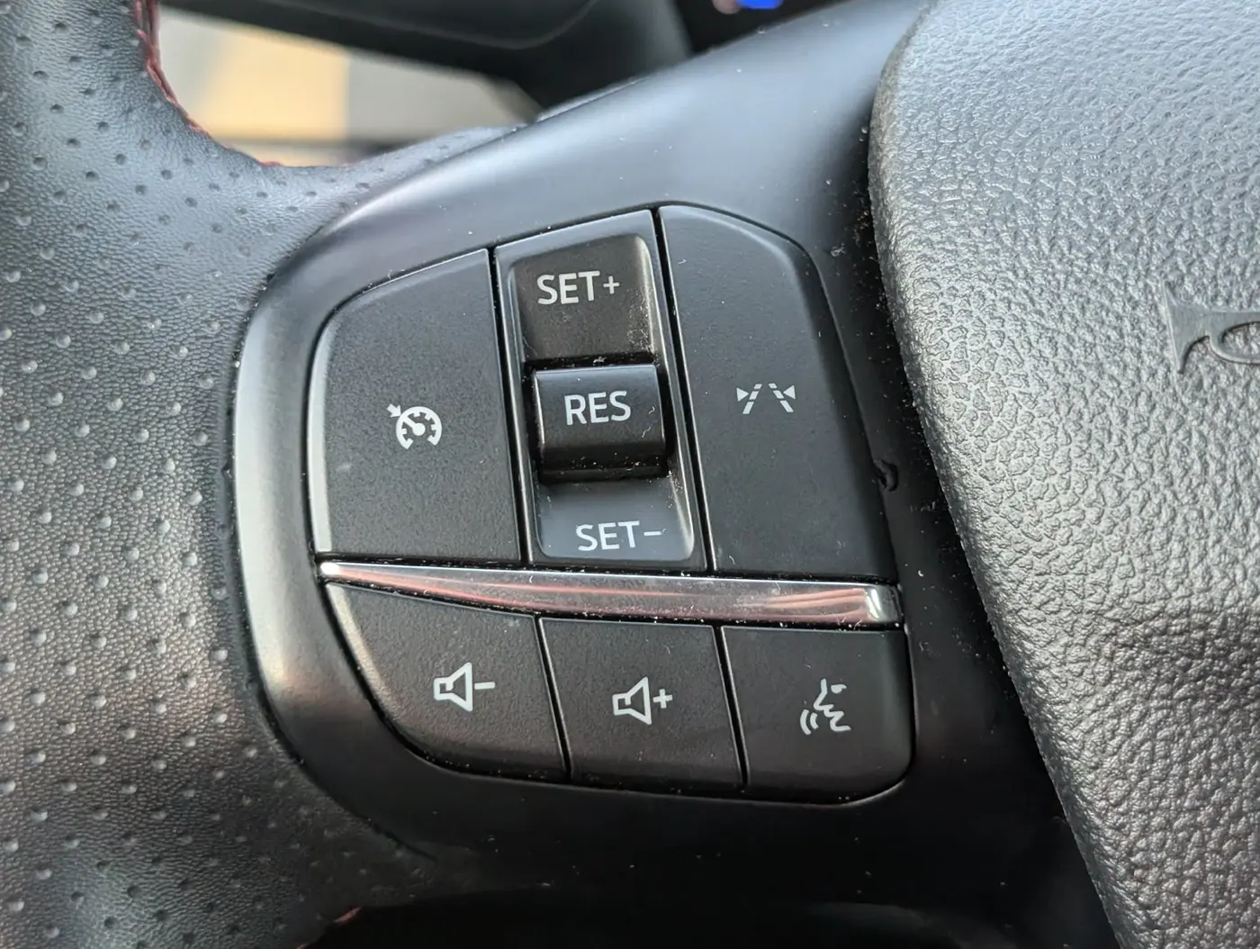 2025 Ford Escape - $20,992