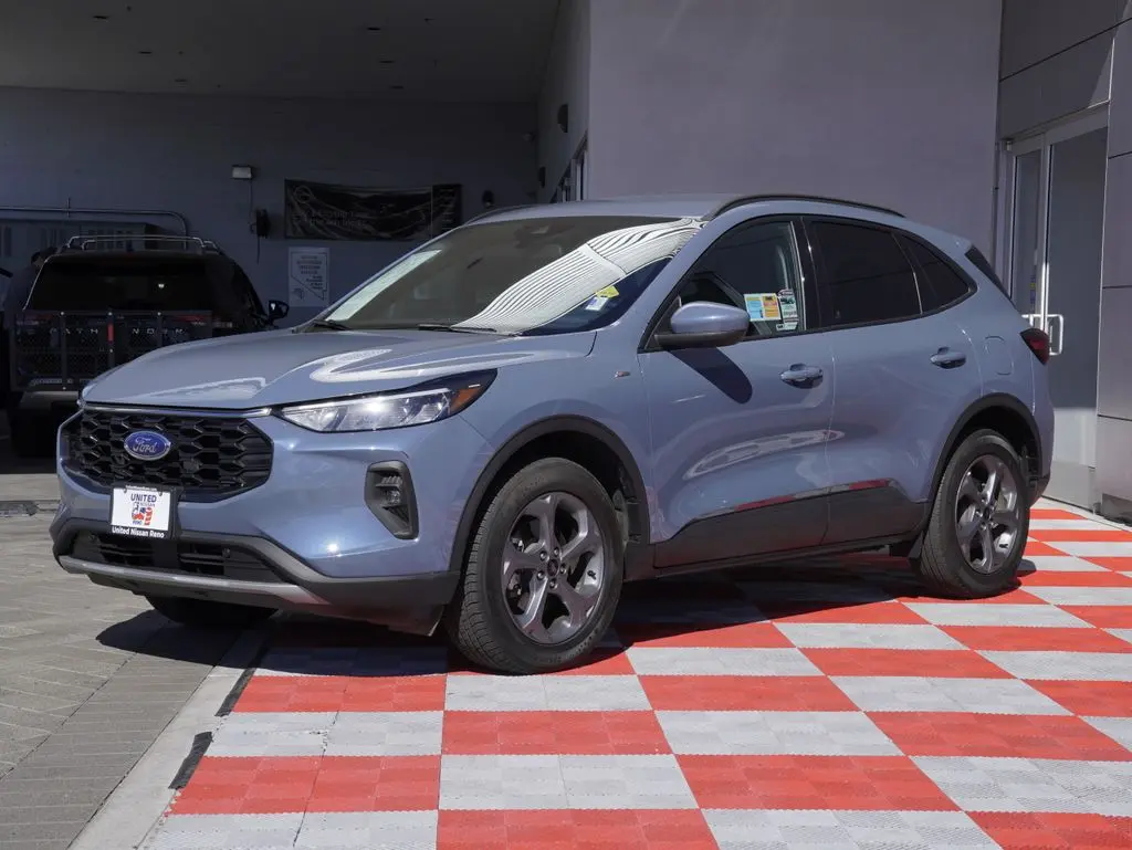 2025 Ford Escape - $22,988