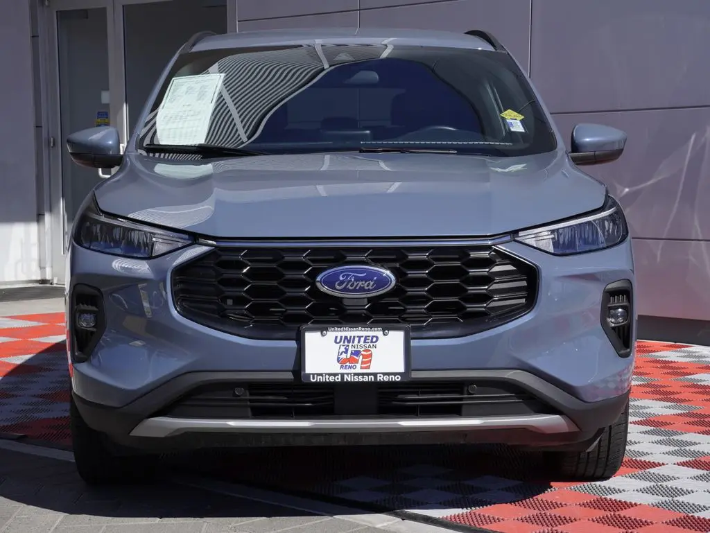 2025 Ford Escape - $22,988