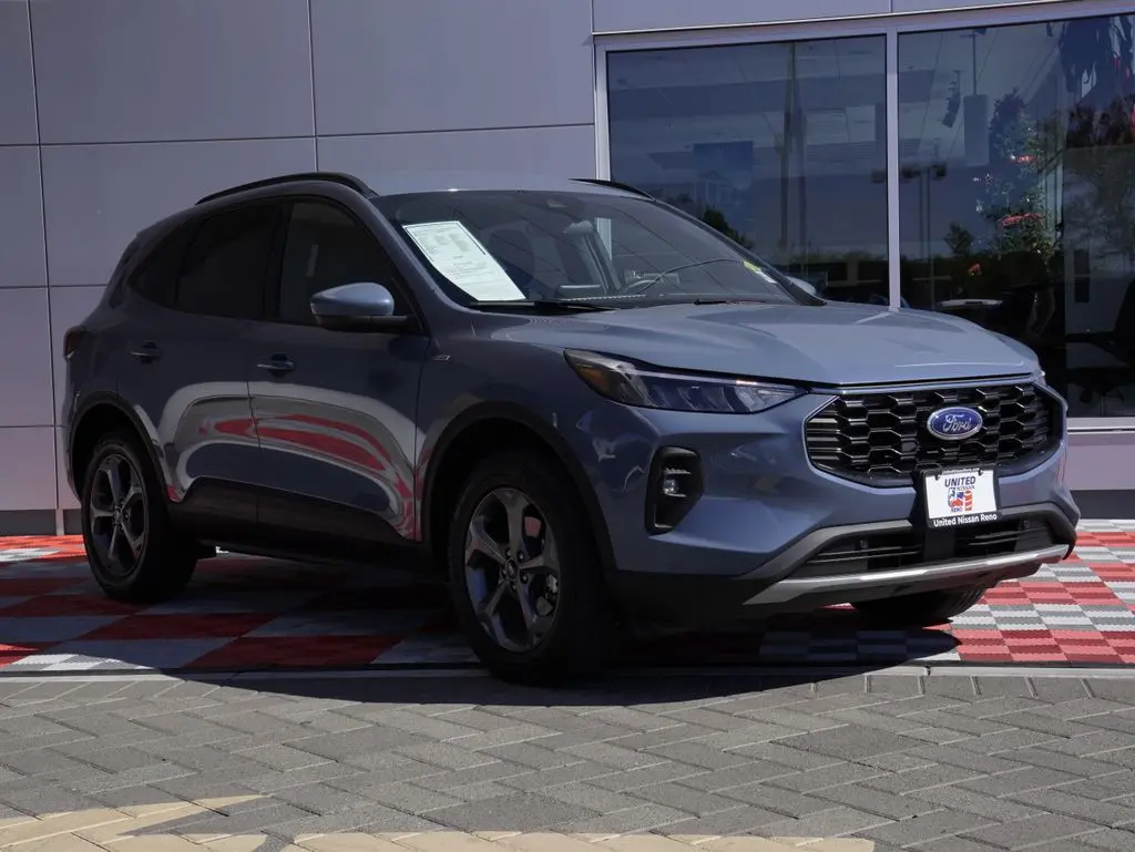 2025 Ford Escape - $22,988