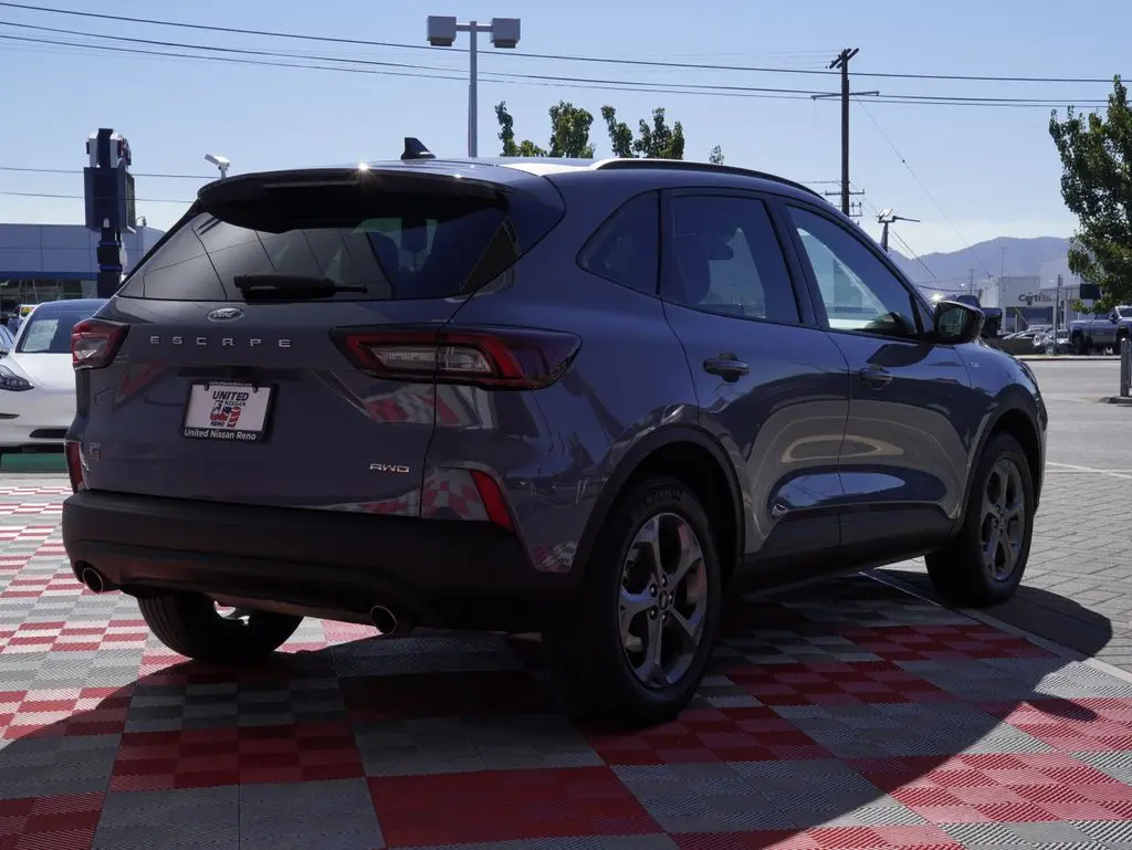2025 Ford Escape - $22,988