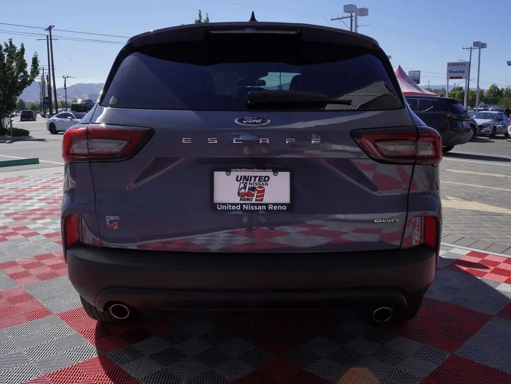 2025 Ford Escape - $22,988