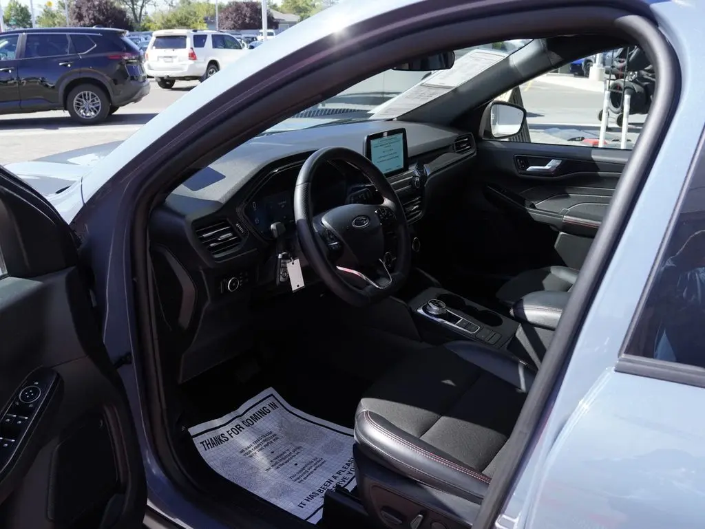 2025 Ford Escape - $22,988