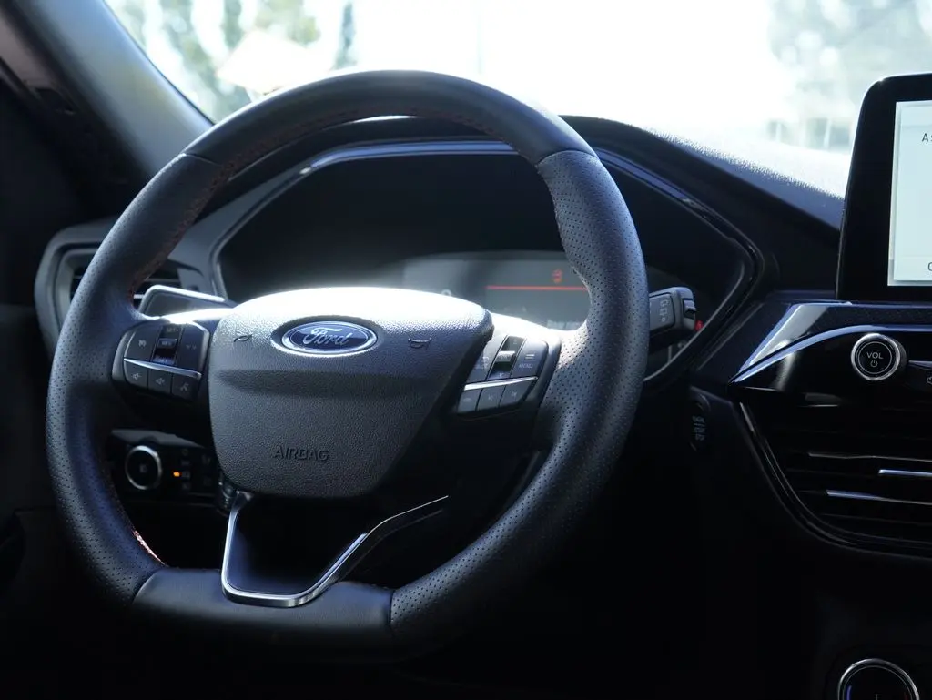 2025 Ford Escape - $22,988