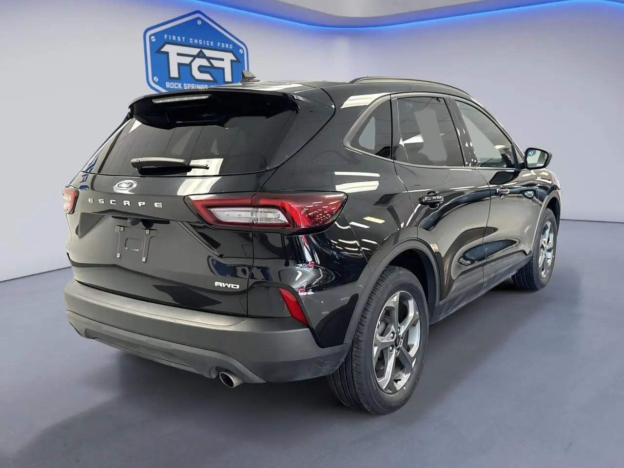 2025 Ford Escape - $24,900