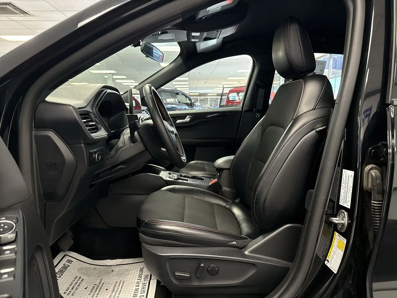 2025 Ford Escape - $24,900