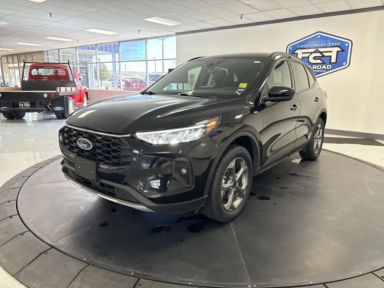 2025 Ford Escape - $24,900
