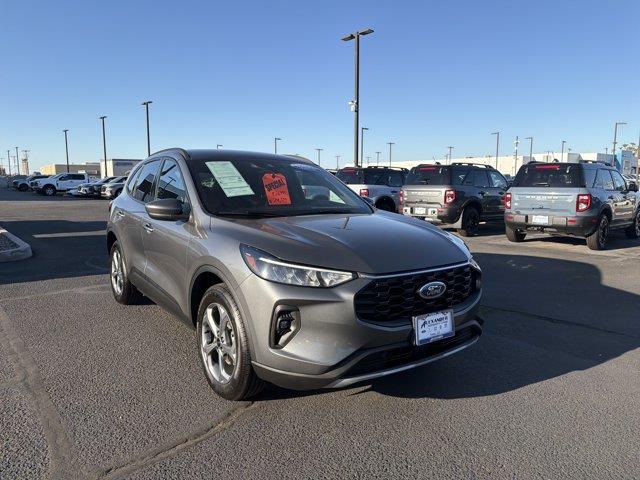 2025 Ford Escape - $24,559