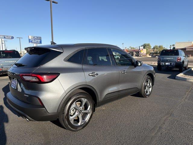 2025 Ford Escape - $24,559